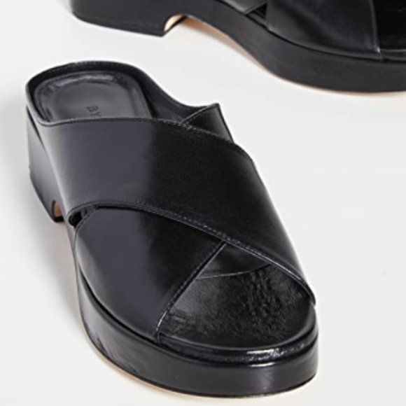 Iggy Slide Sandals - Picture 1 of 4